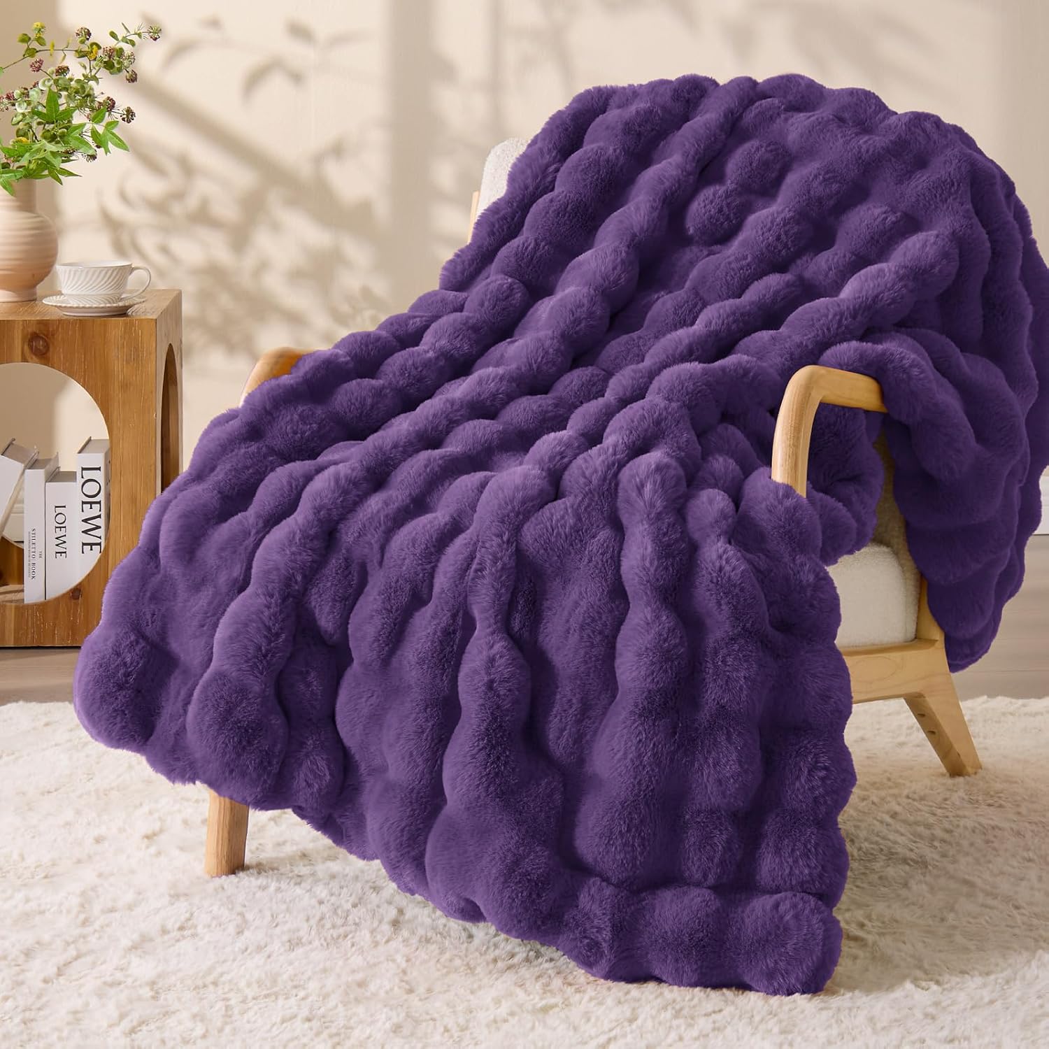 Purple Faux Fur Throw Blanket, Soft Cozy Plush Purple Bubble Blanket for Couch Sofa Bedroom Living Room Decor - 870GSM Thick Warm Fuzzy Fluffy Faux Rabbit Fur Blanket for Women Gift, 50x60 Inches
