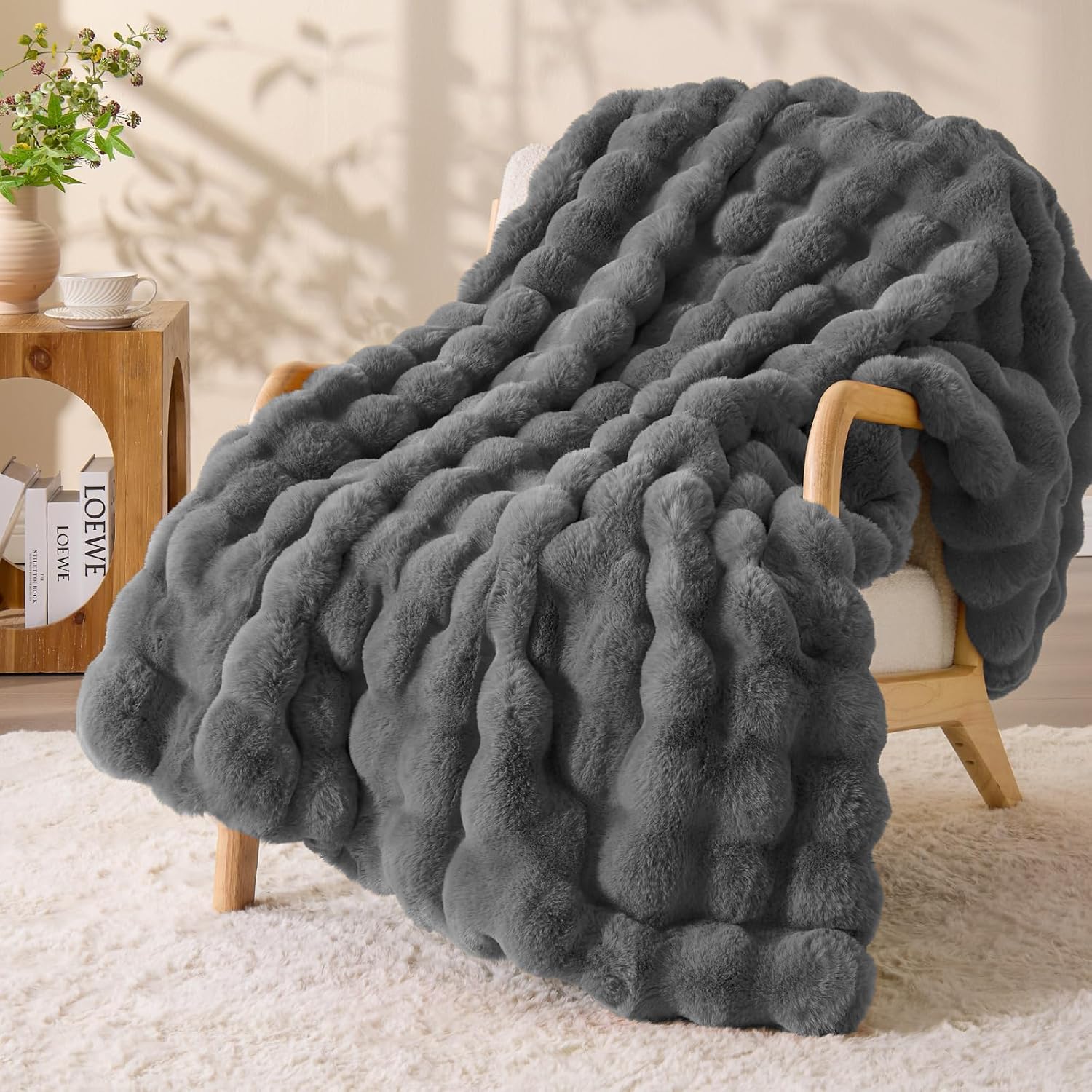 Gray Faux Fur Cream Throw Blanket, Soft Cozy Plush Bubble Blanket for Couch Sofa Bedroom Living Room Decor - 870GSM Thick Warm Fuzzy Fluffy Faux Rabbit Fur Blanket for Women Gift, 50x60 Inches