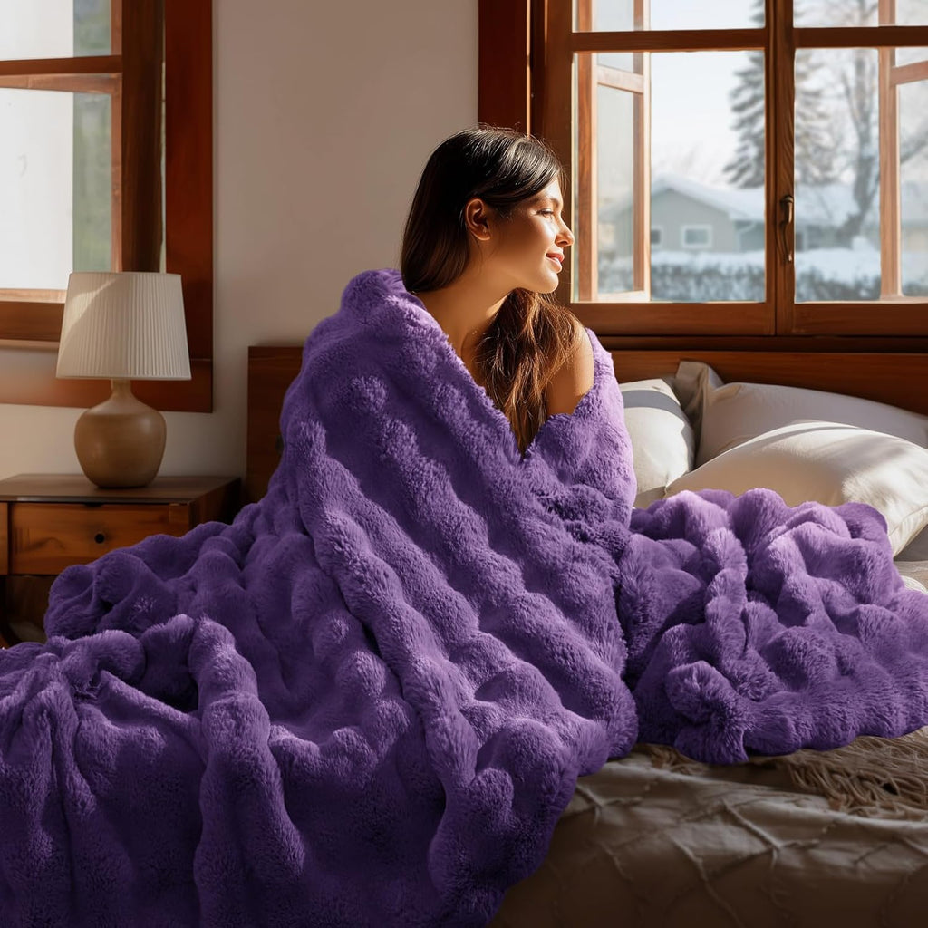 Purple Faux Fur Throw Blanket, Soft Cozy Plush Purple Bubble Blanket for Couch Sofa Bedroom Living Room Decor - 870GSM Thick Warm Fuzzy Fluffy Faux Rabbit Fur Blanket for Women Gift, 50x60 Inches