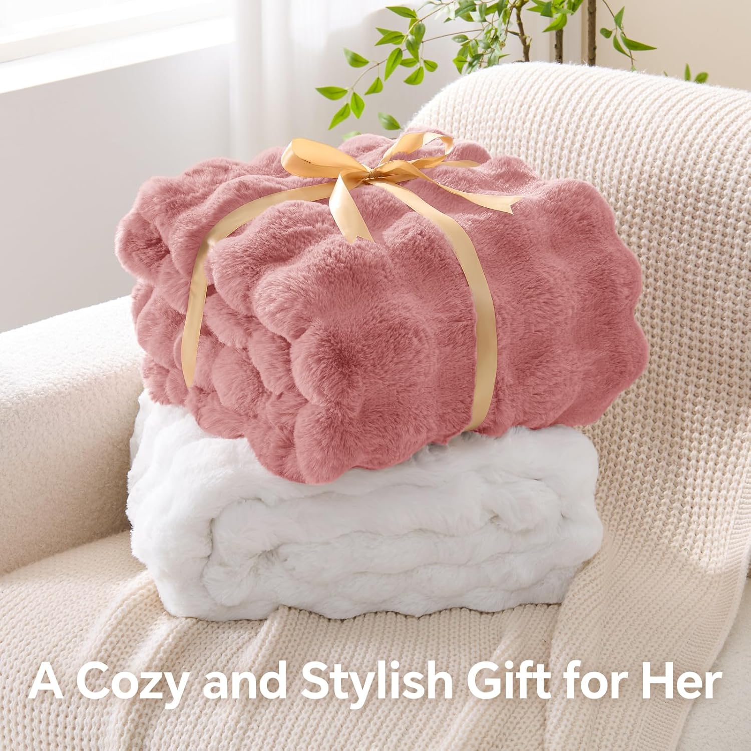 Pink Faux Fur Throw Blanket, Soft Cozy Plush Purple Bubble Blanket for Couch Sofa Bedroom Living Room Decor - 870GSM Thick Warm Fuzzy Fluffy Faux Rabbit Fur Blanket for Women Gift, 50x60 Inches