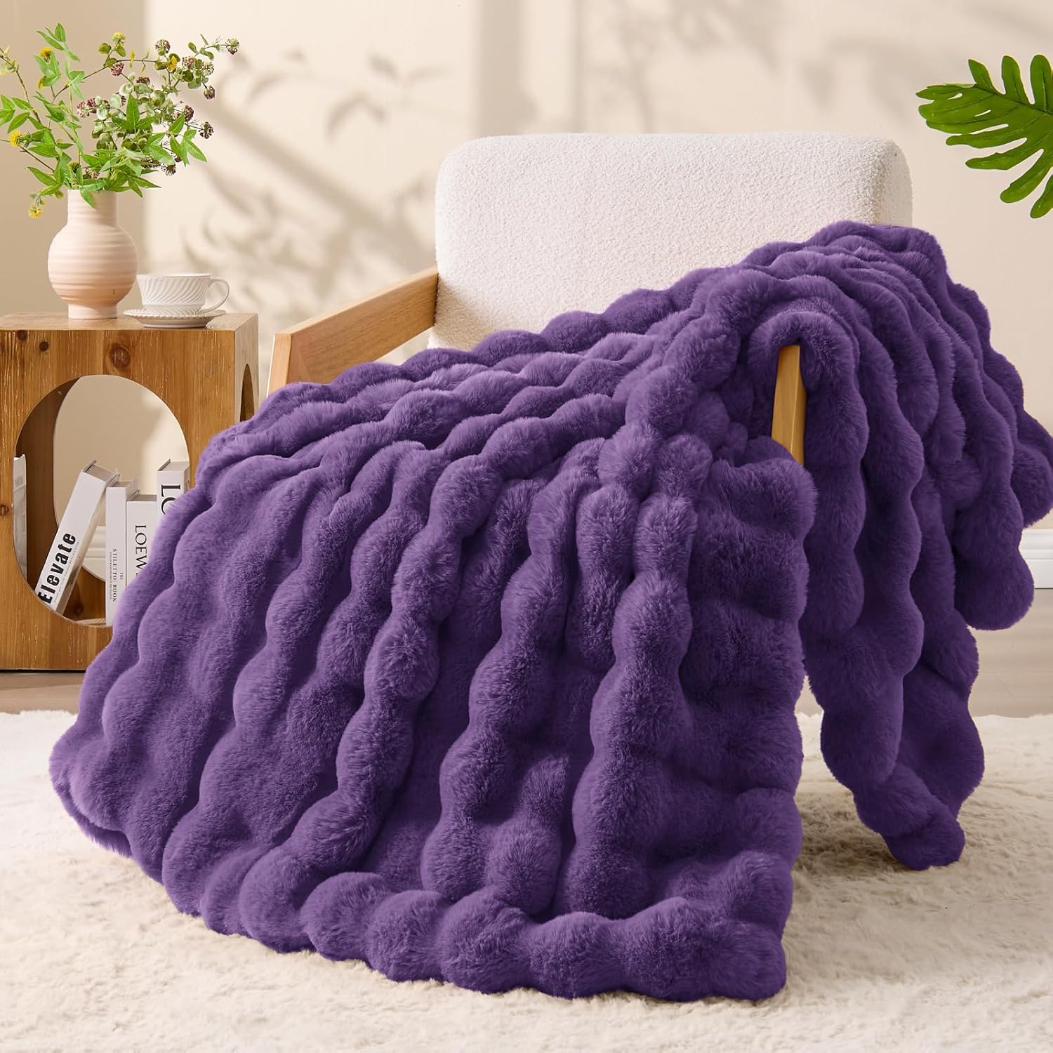 Purple Faux Fur Throw Blanket, Soft Cozy Plush Purple Bubble Blanket for Couch Sofa Bedroom Living Room Decor - 870GSM Thick Warm Fuzzy Fluffy Faux Rabbit Fur Blanket for Women Gift, 50x60 Inches
