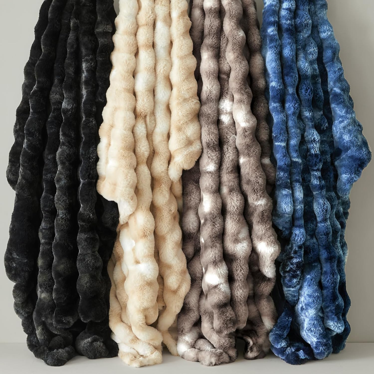 Black Faux Fur Throw Blanket for Couch, Decorative Tie-Dye Black Plush Bubble Blanket - Super Soft &amp; Cozy Fluffy Faux Rabbit Fur Blanket for Women Gift, 50x60 Inches