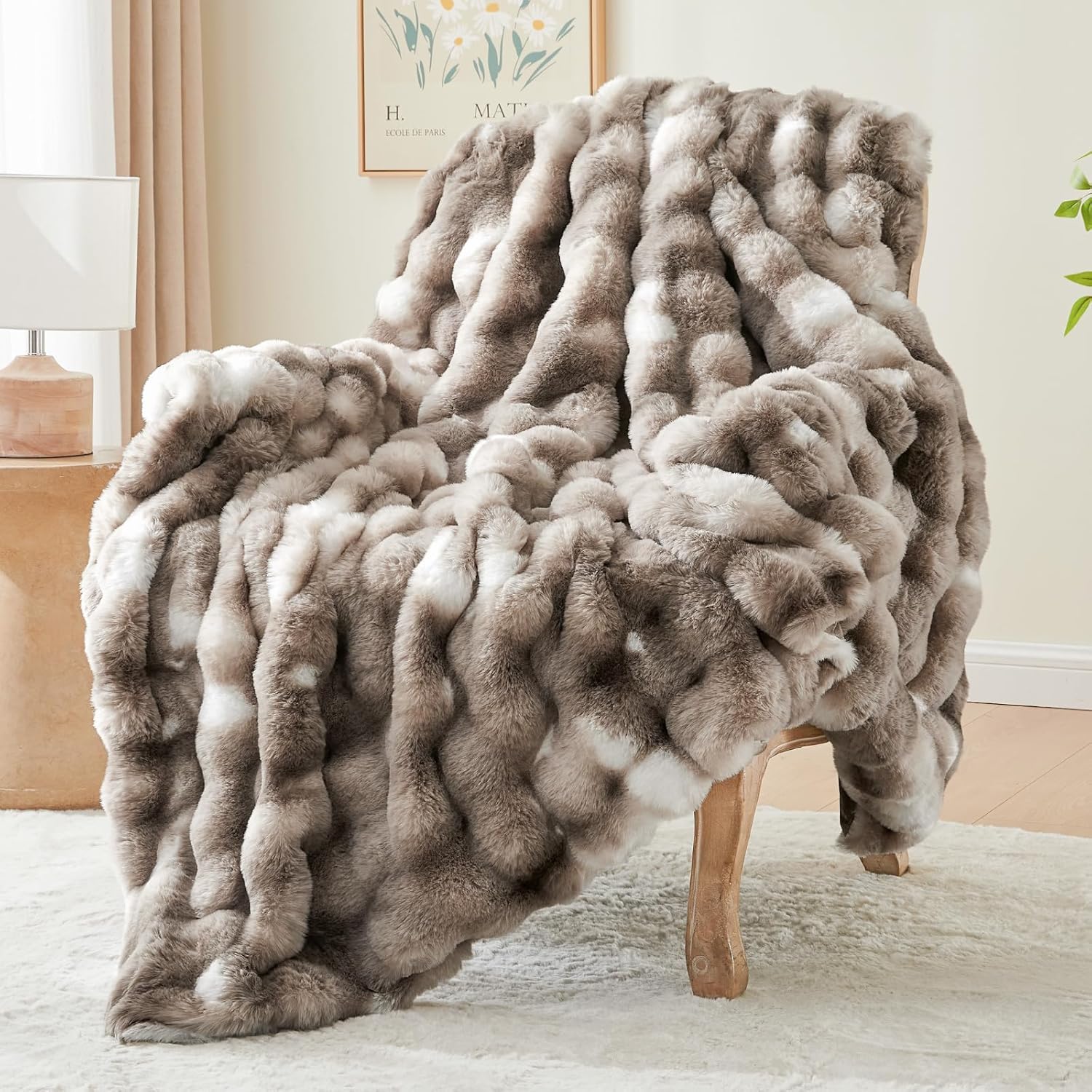 Tie-dye Taupe Faux Fur Throw Blanket for Couch, Decorative Tie-Dye Taupe Plush Bubble Blanket - Super Soft & Cozy Fluffy Faux Rabbit Fur Blanket for Women Gift, 50x60 Inches